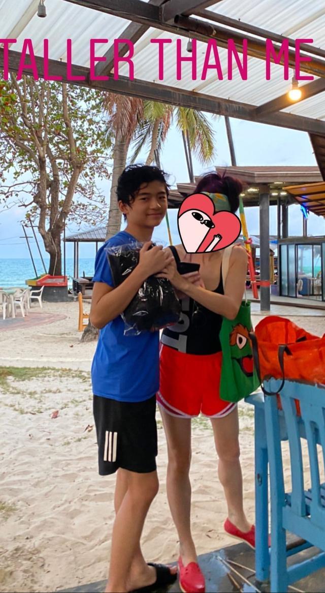 张柏芝lucas同框合影似姐弟lucas为妈妈育儿经点赞