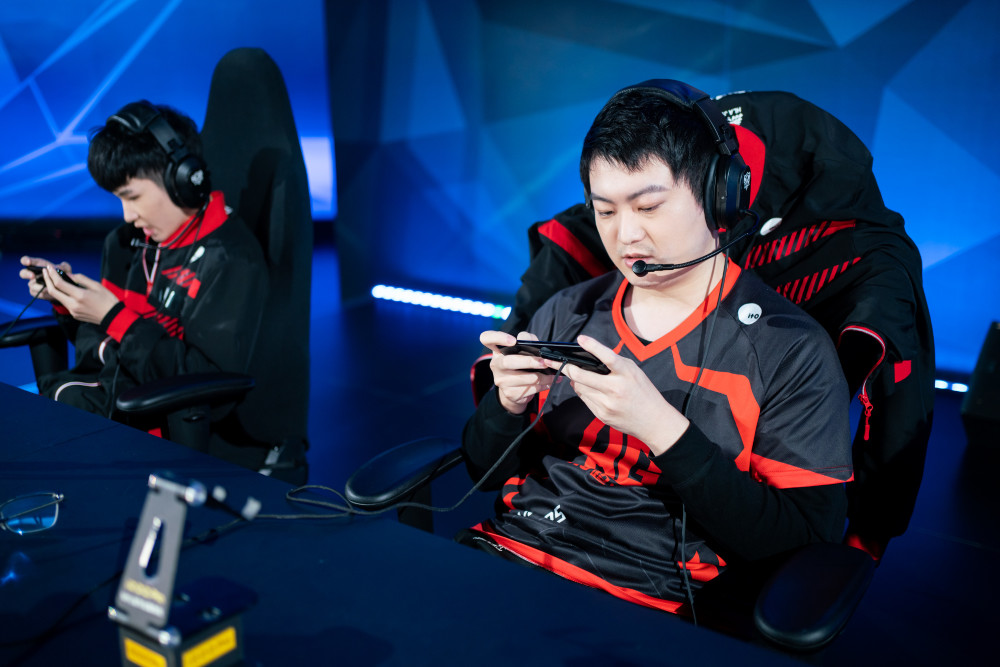 巅峰王者会:ag6.6坦言一队后续不会上场,并透露派三队上场的原因!