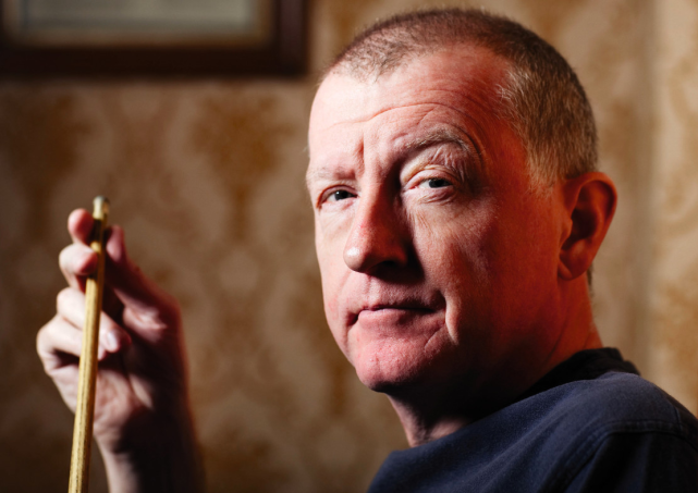 史蒂夫戴维斯只为父亲打台球的世锦赛六冠王父亲去世便退役