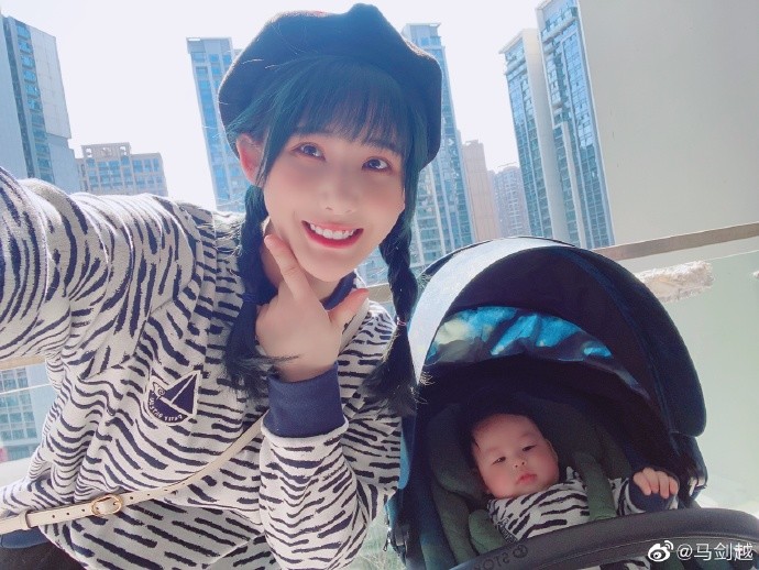 尤其是马剑越家中还有小宝宝,目前也才几个月大,蝙蝠又刚好是在婴儿车