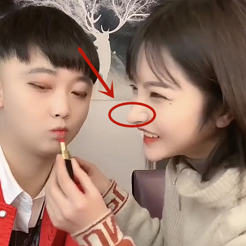 次惑小仙女整容了吗正脸堪称完美无瑕看到侧脸的尖鼻子我笑了