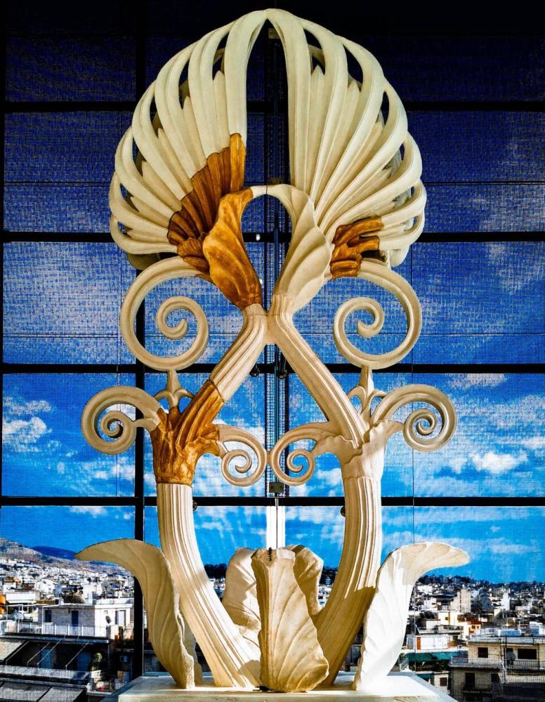 象牙和黄金镶嵌而成的艺术品.