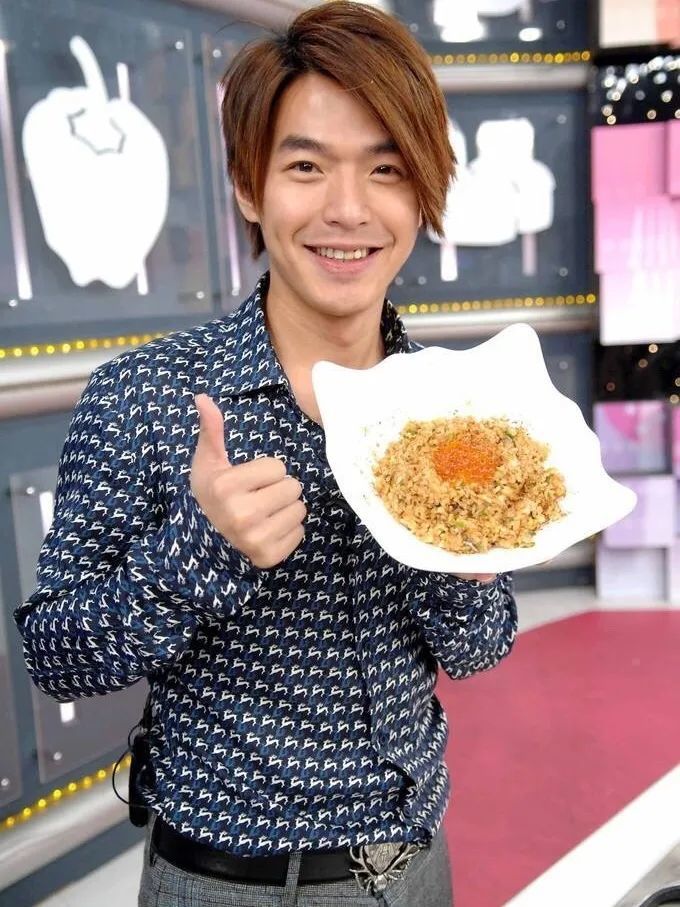 斗牛要不要》里冲动却专一的金子聪,《放羊的星星》放浪形骸的韩志胤