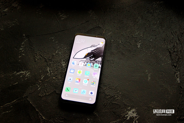 游戏手机3首发评测|腾讯黑鲨游戏手机3|腾讯黑鲨3|王者荣耀|黑鲨|屏幕