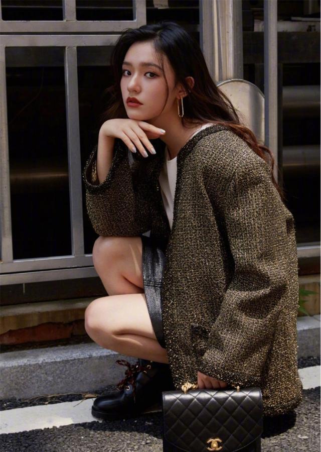 早春最流行的小香风俏丽甜美又时髦演绎你的独特摩登气息