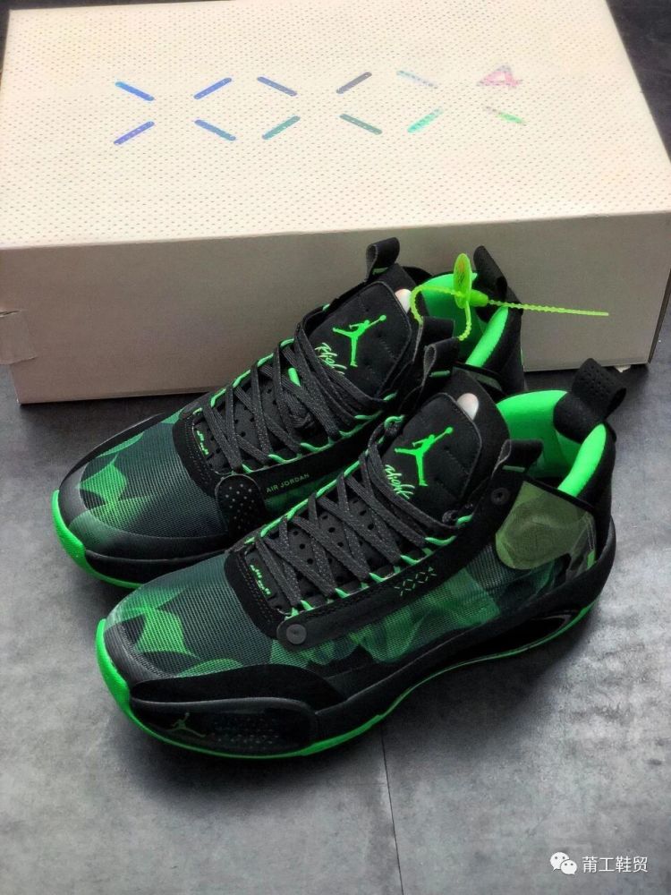 虽是aj旗舰鞋款,但依然优缺点明显!air jordan34代黑绿开箱