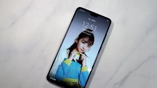 华为5g旗舰;麒麟990 4000万三摄 256g对决vivonex3