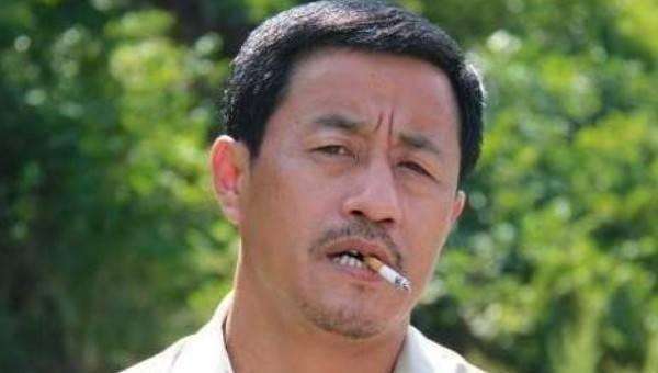 乡村爱情长贵变身黄世友皮长山消失背后是赵本山对徒弟出轨轻狂的惩罚