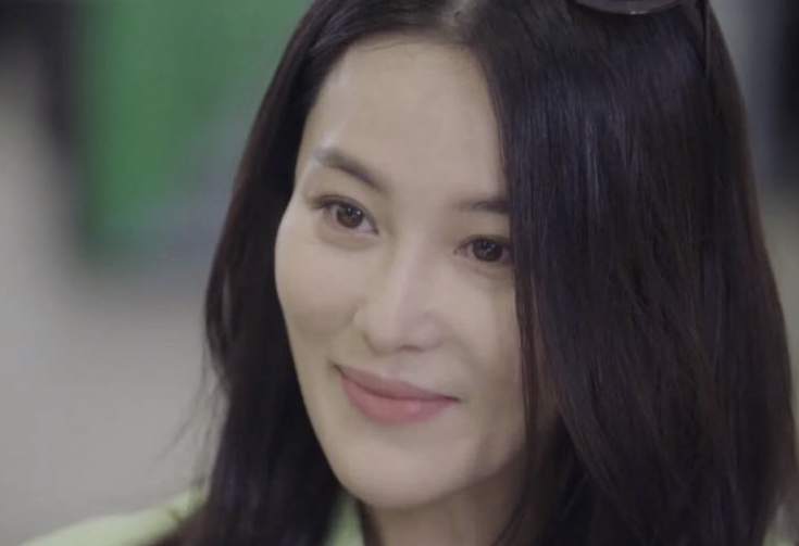 张馨予婚后出演《完美关系》,颜值备受嘲讽,差距太大