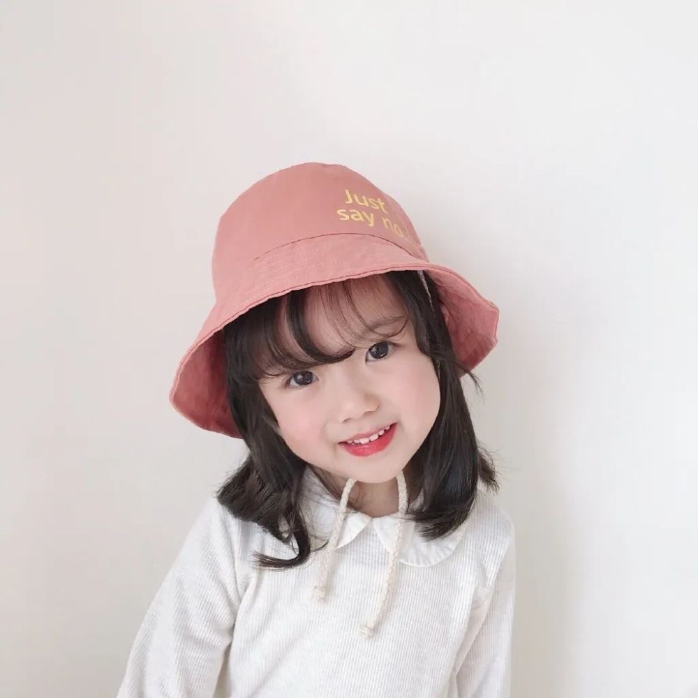 可爱萌娃小孩头像白天有说有笑晚上睡个好觉