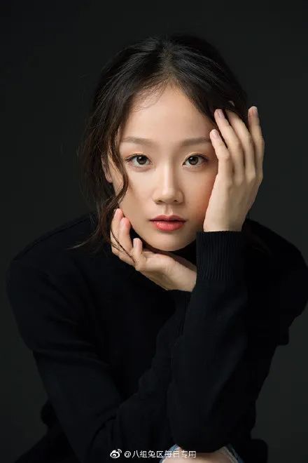 还记得金陵十三钗里的女学生书娟吗她现在长这样