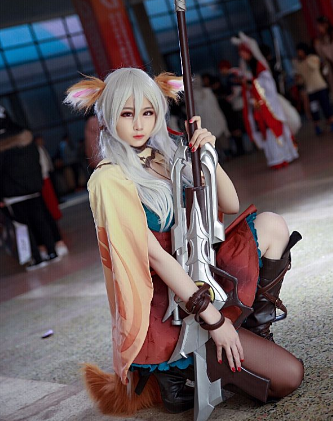 15岁初中生cos百里守约火了,真不是我瞎吹,她一枪下来我很有可能gg