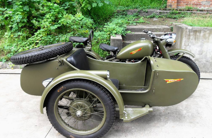 全新国四版长江750侉子,没了拳击手和轴传动,还来跟我讲情怀?