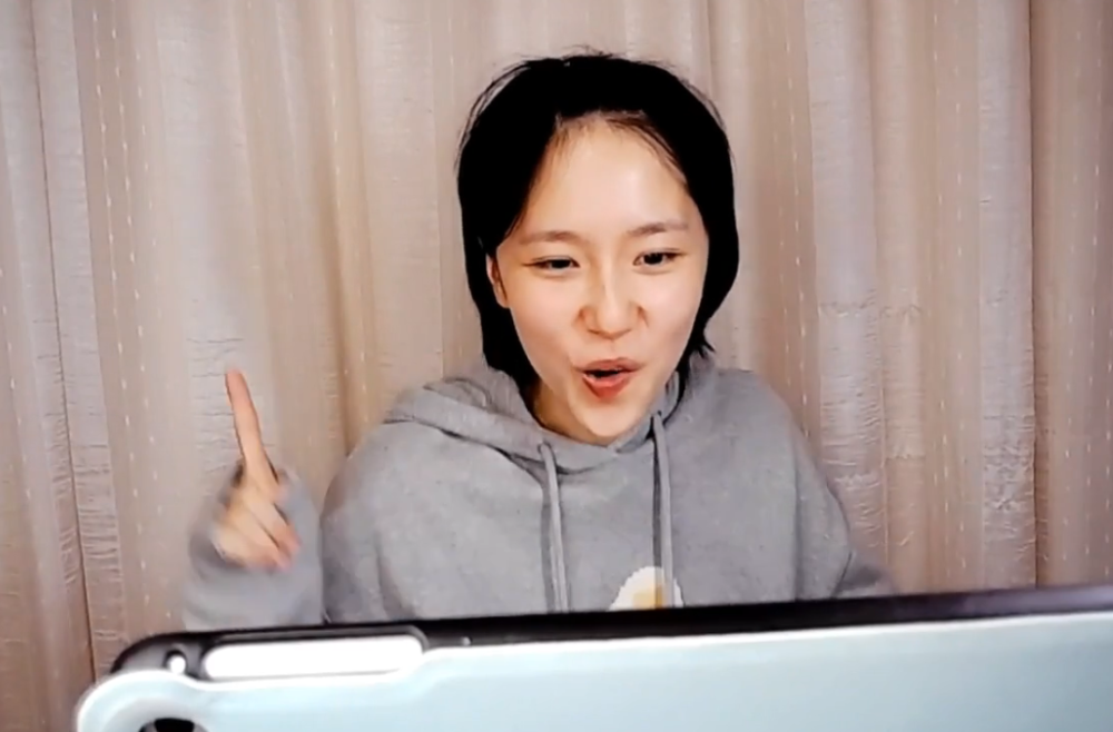 成果看到自己3年前的经典语录,当场"复读",狗粉忍不住笑出声