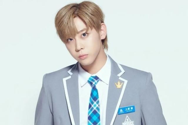 300的活动服变高定号衣,打70造韩国第一神颜,网友:手给我好吗?