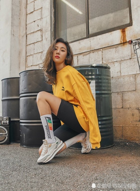 腿精上线李宣美puma代言照公开大秀身材曲线美