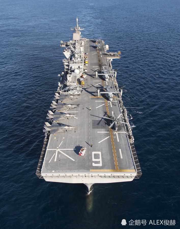 美国号两栖舰升起"美国队长"大旗,精神内核却相反