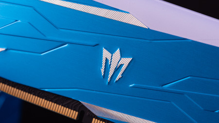 影驰gamerblueddr43000内存评测蓝色的小精灵