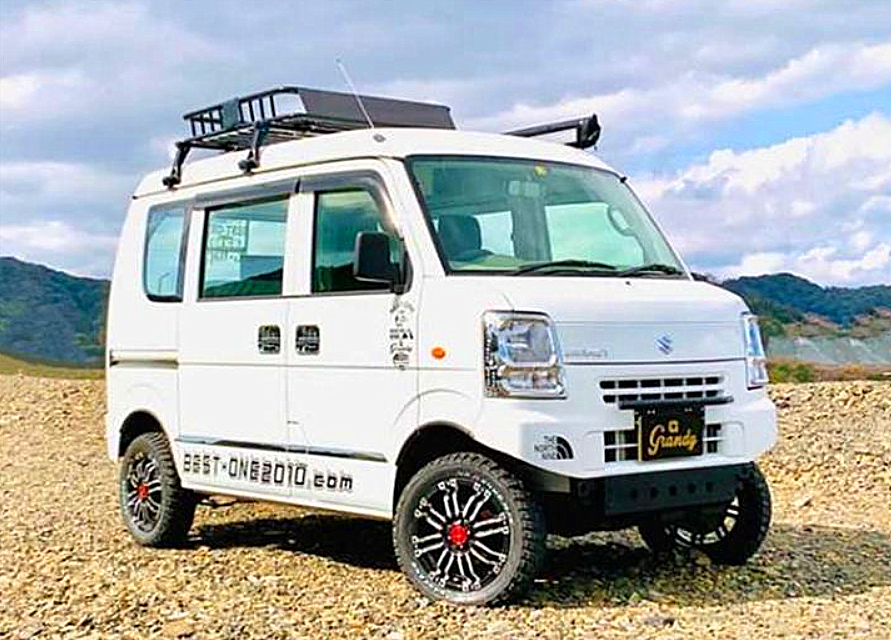 推出越野"迷你房车",配1.85双人床,或不足10w