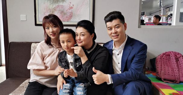 《乡村爱情12》李大国酒后吐真言 时刻牵挂着香秀 这是要复婚吧