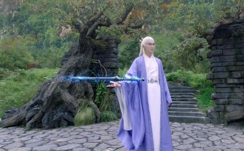 三生三世枕上书:聂初寅击败白凤九,帝君霸气出场:我让你三招