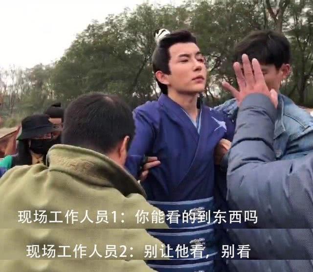 小鲜肉不努力没演技于朦胧拍戏眼睛流血五处骨折