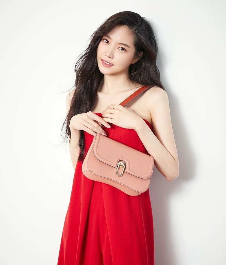 韩国知名品牌代言人,全智贤绝对是代言女王