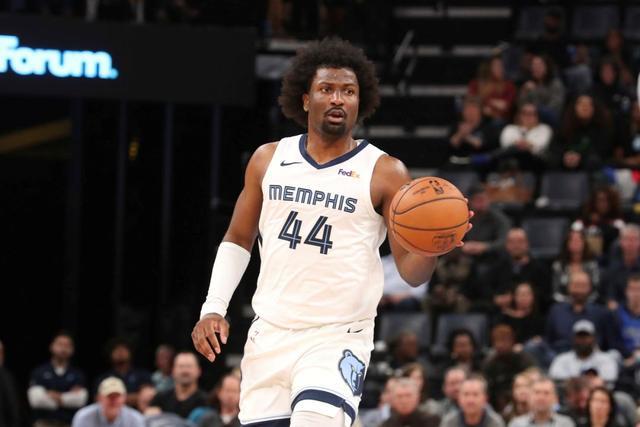 其他提名球员:哈桑-怀特塞德,杰夫-蒂格,肯特-贝兹莫尔……兄弟们觉得