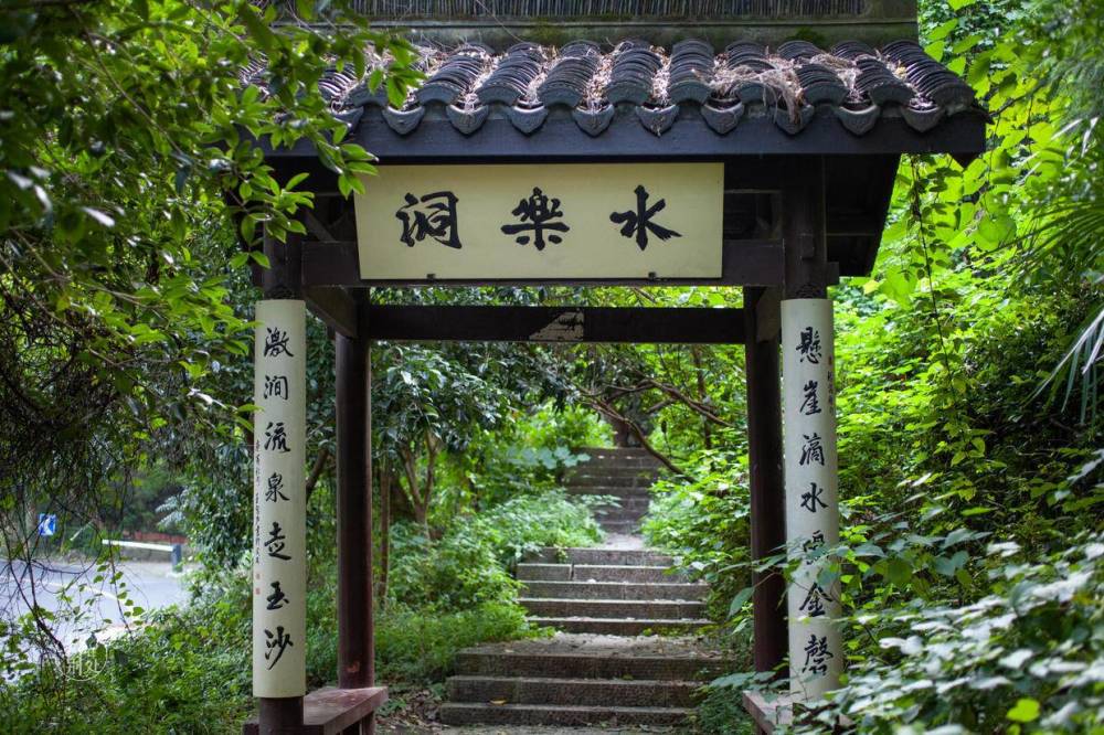 财务自由提前退休,低物欲的极简生活,这样好吗?