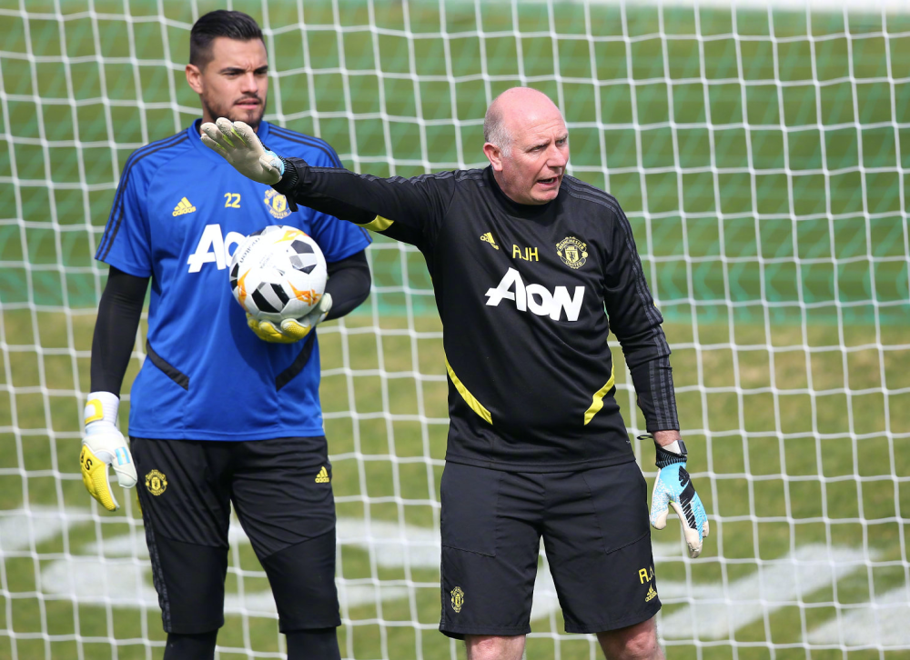 13场10零封零封率77罗梅罗不愧最强二门赛后遭曼联名宿吐槽