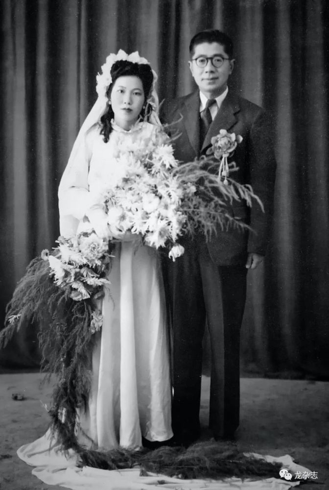 一九四七年,常书鸿与李承仙结婚.