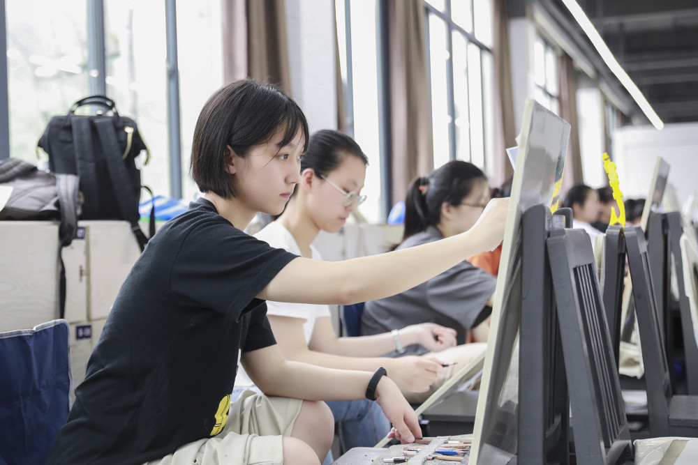 美术高考艺考疫情过后美术生集训如何安排