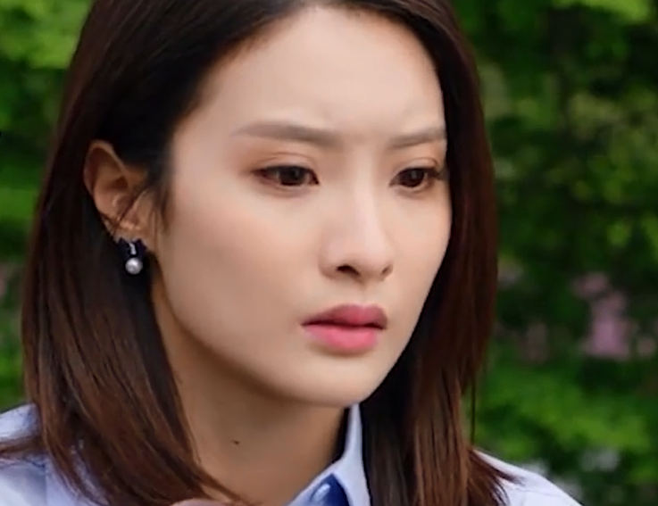 国民老公2乔乔秦总亲密接触陆瑾年黑脸抱走不许和他说话