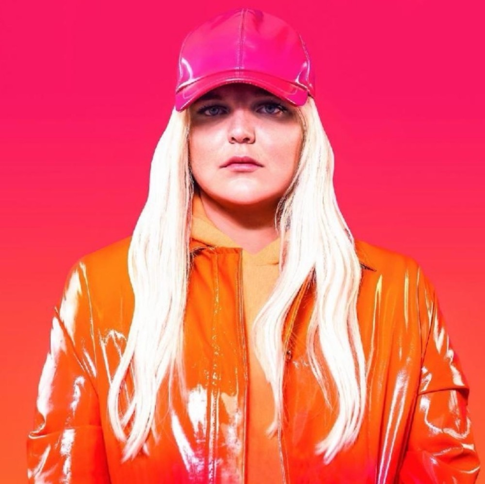 靠dancemonkey爆红澳洲歌手跃升千万富翁砸巨资买房