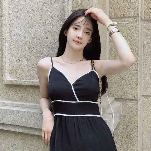 潘南奎女扮男装模仿许仙古装扮相仙气十足却被微笑唇抢镜