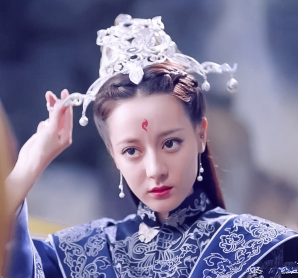 锦觅穿嫁衣,盛明兰穿嫁衣,江厌离穿嫁衣,看到白凤九:气质拿捏死了!