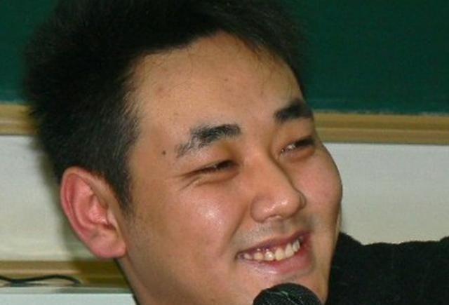 27年前因《小龙人》红遍中国的童星,如今混得怎么样?网友:失望