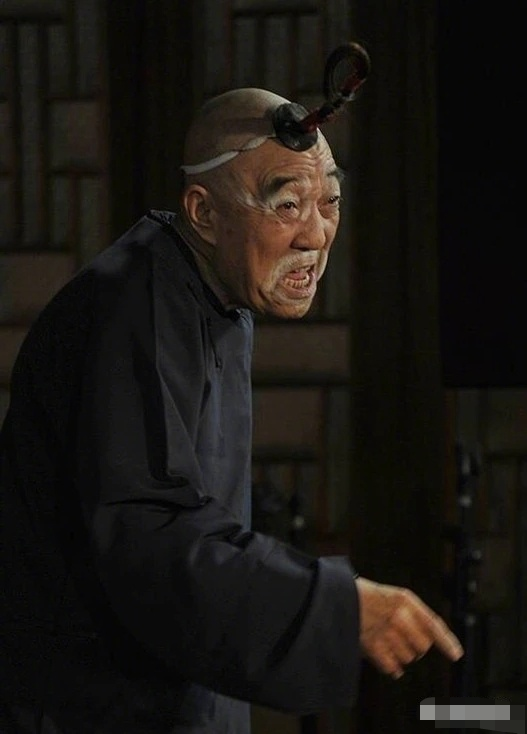 当年被德云社辞退的刘文步为什么会骂郭德纲?多大的恩怨情仇?