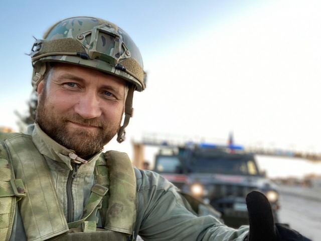 俄罗斯大军在m-5高速公路根据美国常驻国际组织代表凯利·卡夫特的