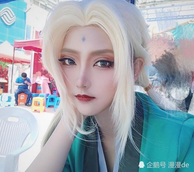 火影忍者:珍藏版纲手cosplay图,粉丝感叹只能看前三张