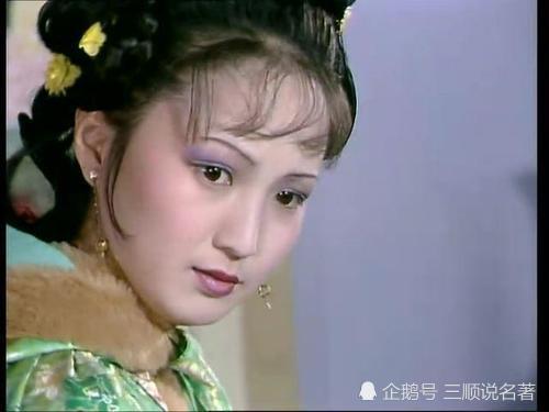 王熙凤|王熙凤挑战了平儿的底线，气得平儿骂她“没人心”！