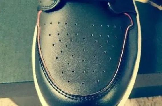 aj1气孔裂开有什么补救的方法aj1透气孔大小不一样