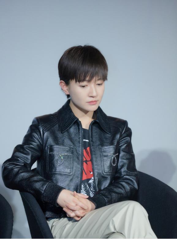 焦俊艳短发真是剪对了八款时尚搭配辨识度又高又帅气