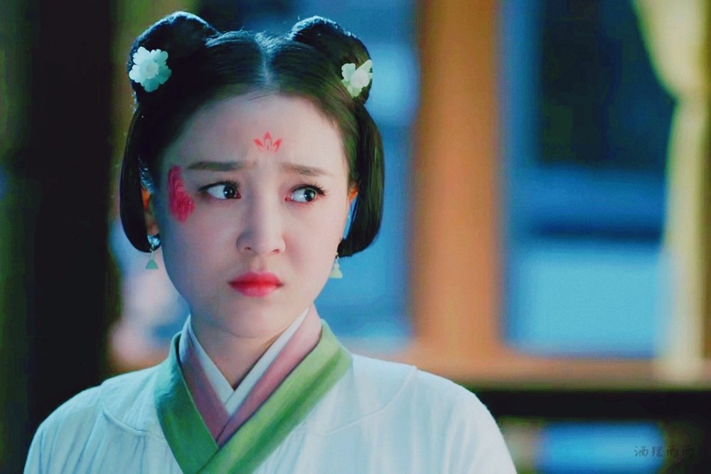 当初最美孟婆何花新剧播出,剧中的她变胖让人都直接没有认出来