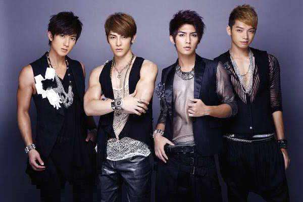 人设崩塌的吴尊前些天还是全网夸的绝世好男人