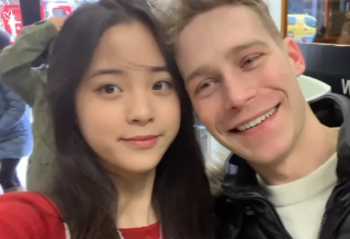 欧阳娜娜男朋友曝光,不是陈飞宇不是王源而是金发碧眼的他!