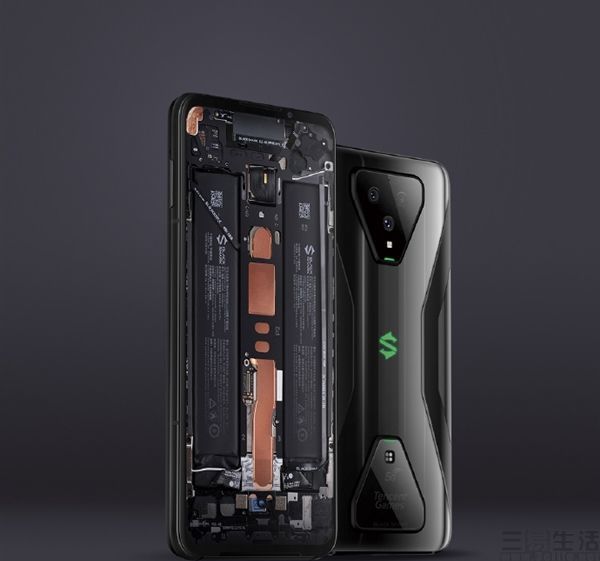 黑鲨游戏手机3拆机图发布详解中置主板设计