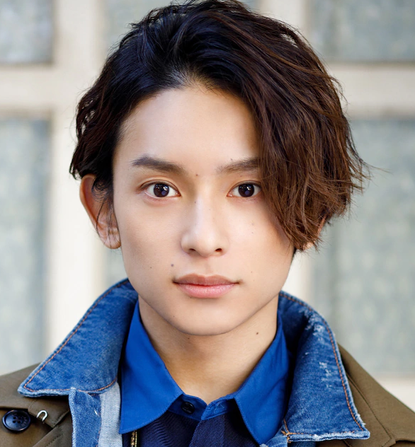 是正篇的衍生外传作品,新剧场版动画中芥川龙之介将由桥本祥平饰演