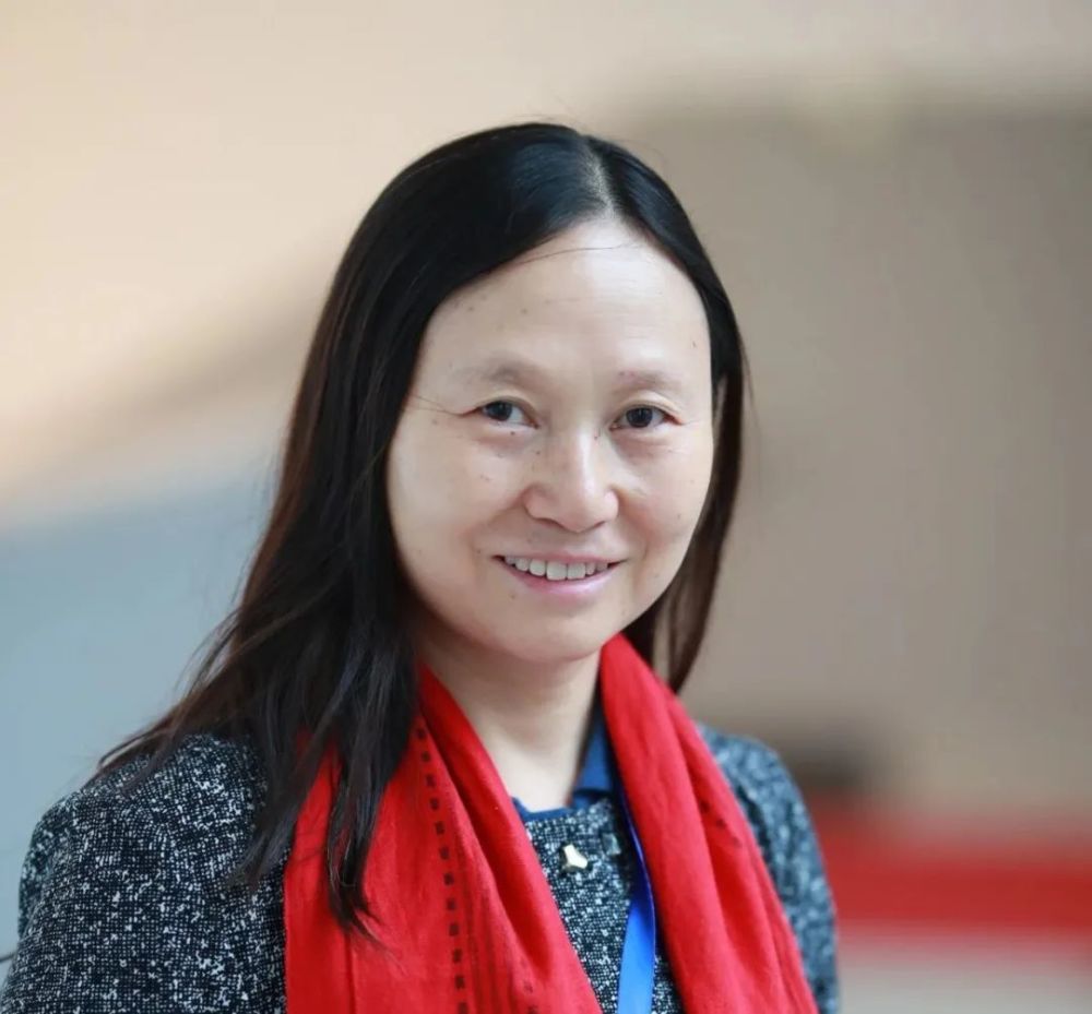 刘红从容地忙忙碌碌