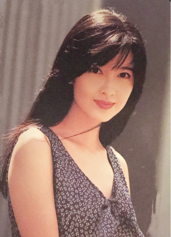 美了半辈子的周慧敏,为什么最后钟情于"情场浪子"倪震?